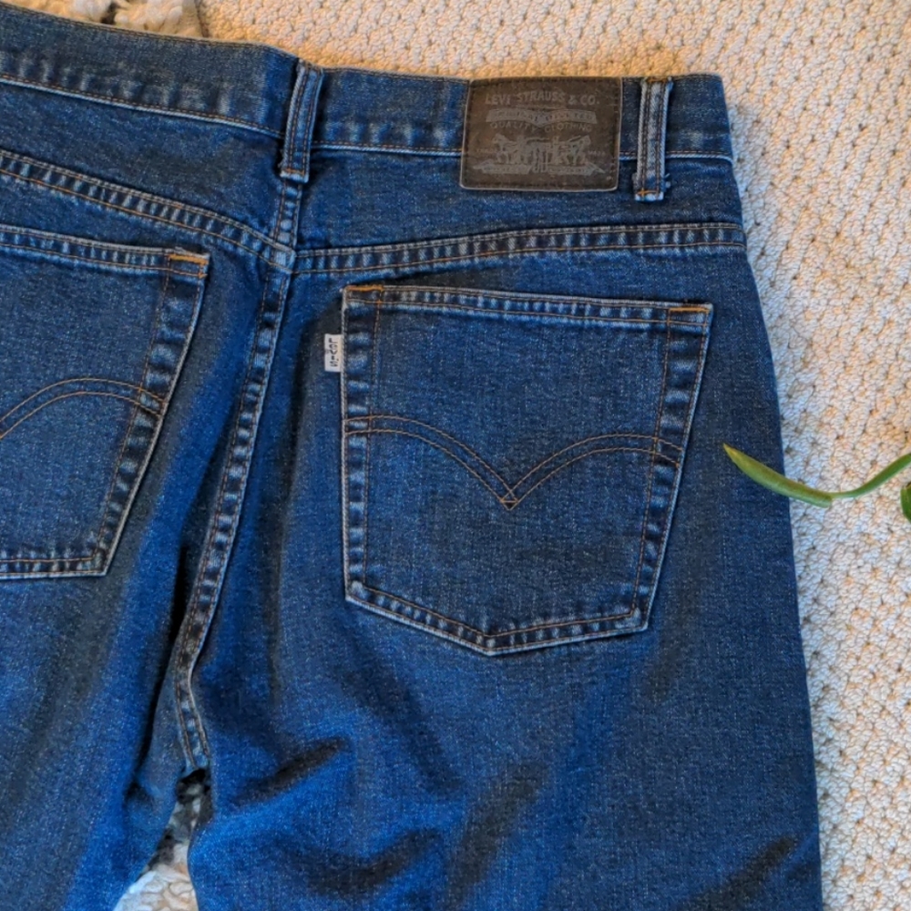 Levi's White Tab Crop Jeans